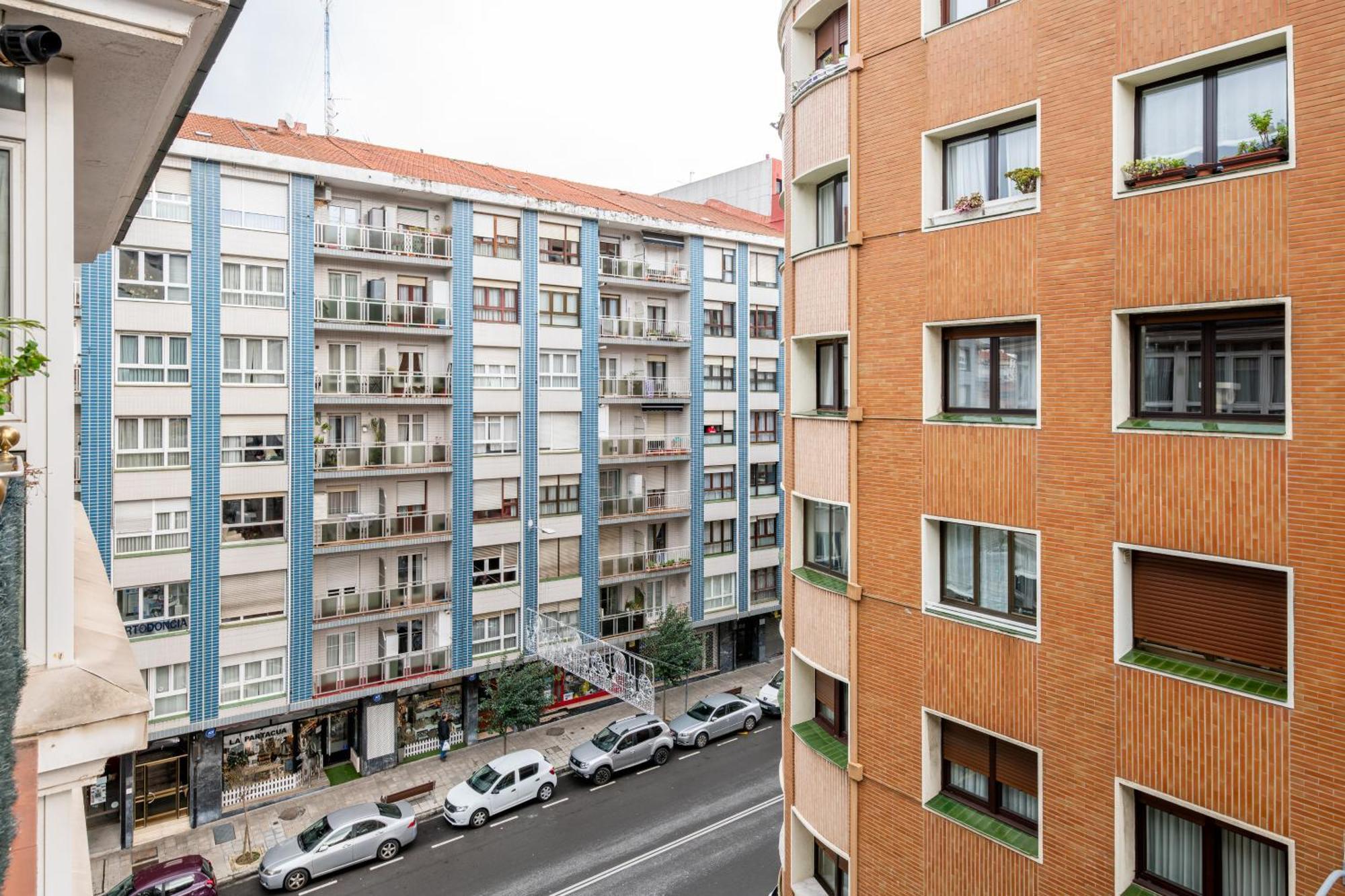 Exclusivo "Gran Bilbao" Suite Deluxe Parking Opcional サントゥルツィ エクステリア 写真